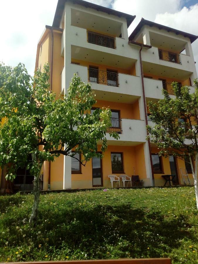 Apartman Lala Foca Exterior photo